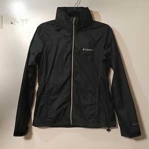 #31 Columbia windbreaker jacket (medium)